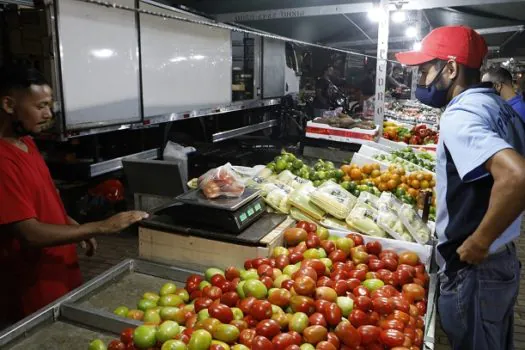 Feira Noturna de Diadema de volta na Praça da Moça