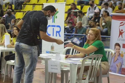 Feirão do Trabalho e Renda de São Bernardo registra cerca de 4.000 pessoas