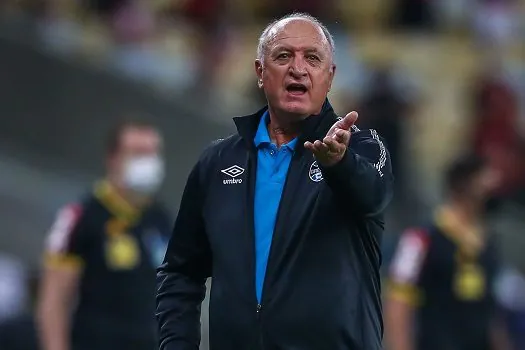 Com saída de Felipão, Grêmio repete roteiro que pode culminar em 3º rebaixamento