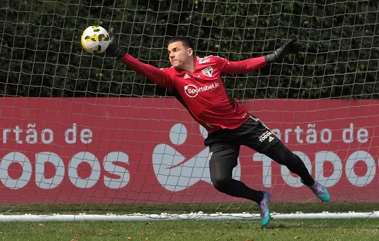 Felipe Alves treina e se coloca à disposição no São Paulo: “Oportunidade de ouro”