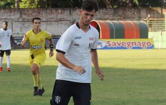 Felipe Sussai destaca oportunidades no elenco do Cachorrão