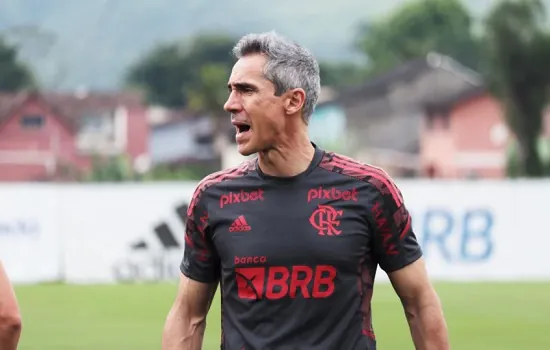 Paulo Sousa e Abel Braga têm 1º grande desafio no clássico Flamengo x Fluminense