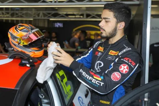 Felipe Papazissis e equipe L3 Motorsport voltam à Stock Series em 2023