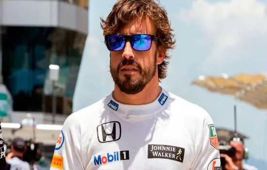 Alonso rejeita oferta da McLaren para comprar vaga no grid das 500 Milhas