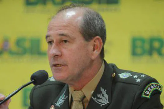 Ministro sugere regras diferenciadas para militares na Previdência