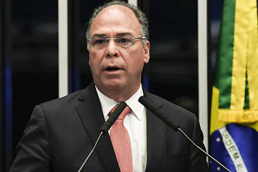 Não está nada descartado, diz líder do governo no Senado, sobre volta da CPMF