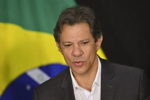 Salário mínimo “vai ser pago normalmente”, diz Haddad