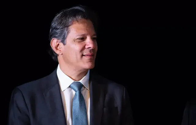 Haddad se reúne com bancos públicos e anuncia medidas econômicas