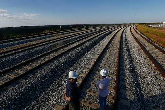 Temer desiste de concessões de ferrovias, aeroportos e rodovias