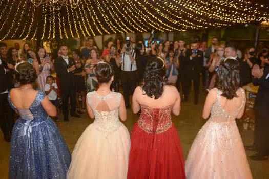 FSS de São Bernardo realiza sonho de adolescentes acolhidas com festa de debutante