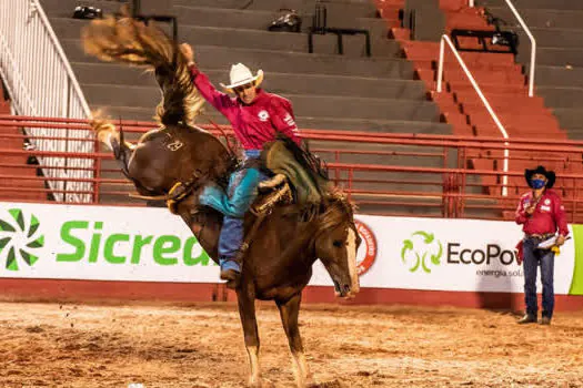 Barretos terá mais de 50 horas de rodeio e shows em live