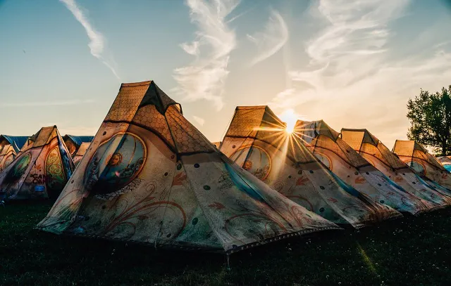 Tomorrowland Brasil começa hoje (28) o pré-registro para a venda de ingressos