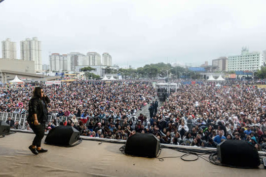 Yasmin Santos e João Bosco & Vinícius encerram 4ª edição do Festival de Verão