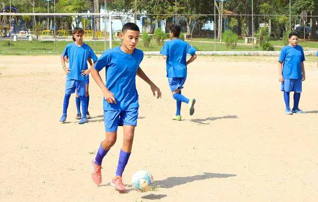 Festival de Futebol reúne futuros craques no sábado