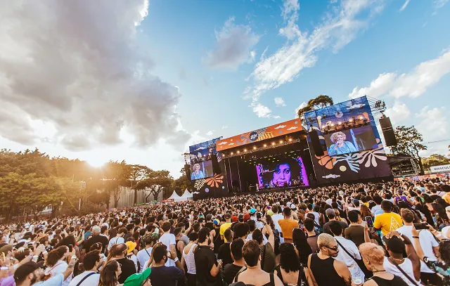 Festival GRLS! é marcado por discursos potentes e line-up composto 100% por mulheres_x000D_