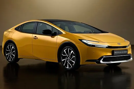 Fez bonito – Novo Prius é apresentado no Japão