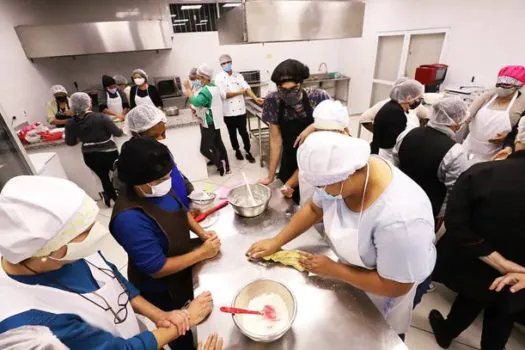 Florestan: escola que ensina a produzir pizzas, bolos, pães e a concretizar sonhos