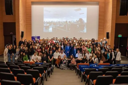 Grupo L’Oréal e FGV EAESP anunciam parceria para formação de estudantes universitários