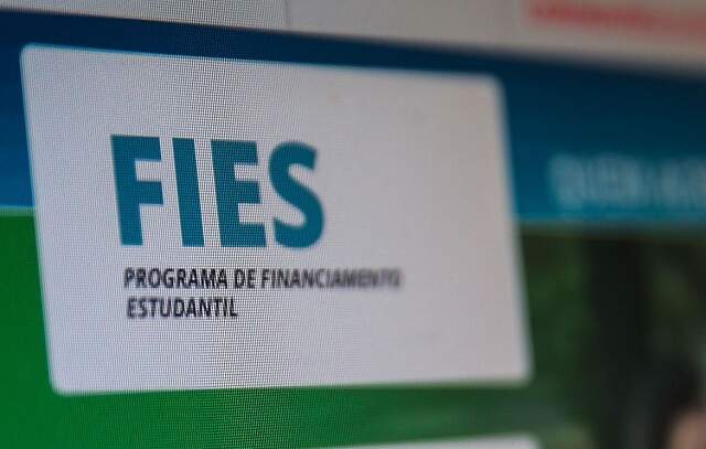 Câmara aprova projeto com regras sobre renegociação de dívidas do FIES