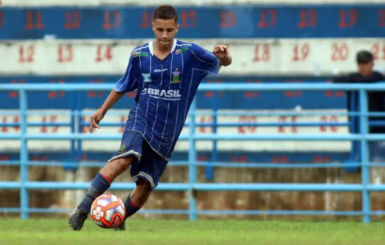 Santo André renova com joia da base e alvo de clubes paulistas