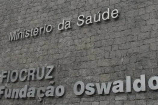 Fiocruz diz que negocia importação de vacinas, mas que quantidade está indefinida