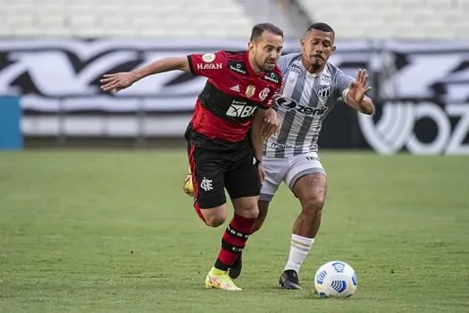 Flamengo recebe Ceará com a missão de adiar o título antecipado do Atlético-MG