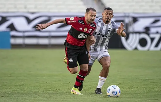 Flamengo recebe Ceará com a missão de adiar o título antecipado do Atlético-MG