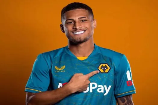 Flamengo erra e dá comissão de venda de João Gomes ao homônimo do Wolverhampton