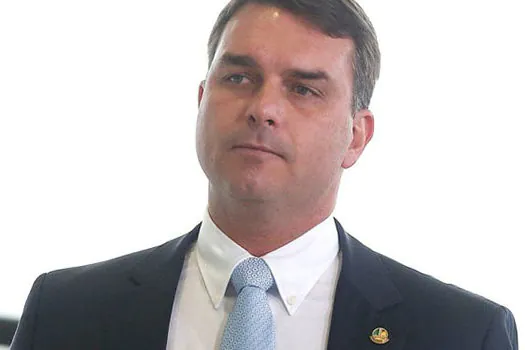 MPF nega pedido de Flávio Bolsonaro para mudar data de acareação diz ‘JN’