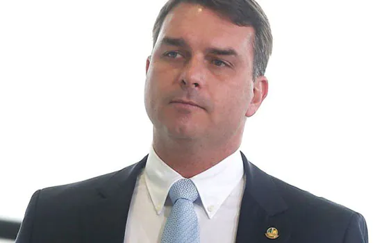 MPF nega pedido de Flávio Bolsonaro para mudar data de acareação diz ‘JN’