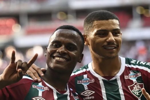 Fluminense goleia o Bangu em Brasília e vai 'secar' Flamengo pela Taça  Guanabara