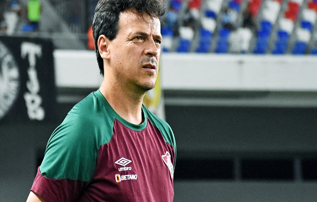 Fluminense recebe o Internacional pelo Brasileirão; Diniz divindo funções