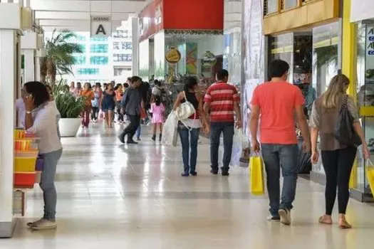 Compras de última hora movimentam shoppings em São Paulo