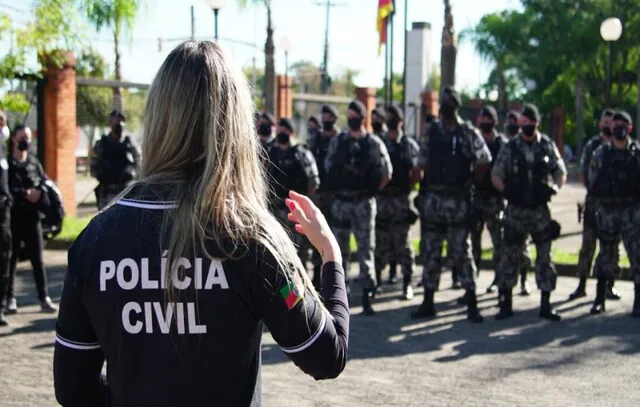 Força-tarefa com mil policiais e promotores procura 228 do PCC e do tráfico