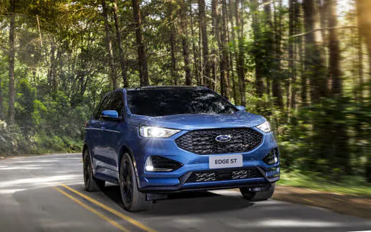 O que acontece quando você aperta o botão S do Ford Edge ST?