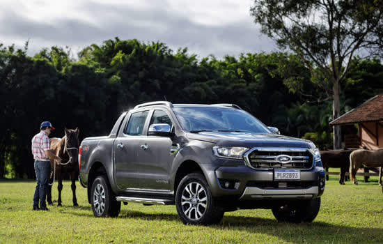 Ford Ranger cresce no segmento de picapes de topo com a nova linha 2020