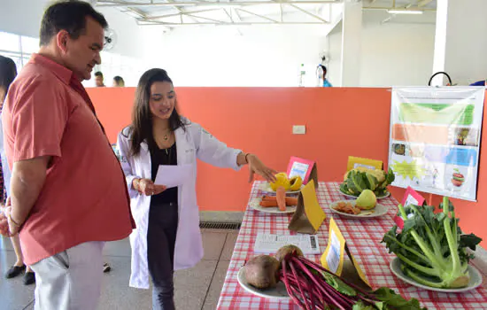 Diadema realiza formação sobre alimentação para idosos