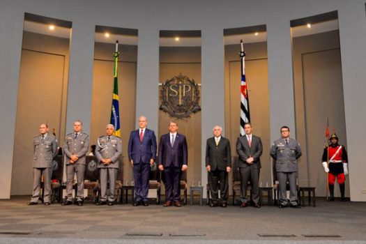 Governador participa da formatura de 49 oficiais superiores