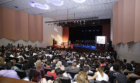 Escola de Idiomas de São Caetano realiza formatura de alunos