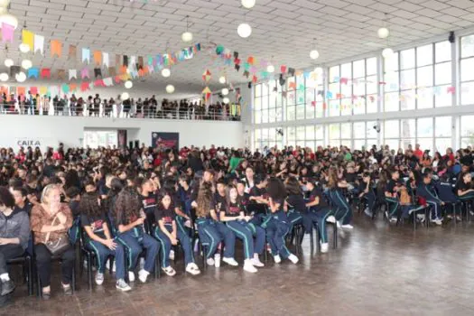 Ribeirão Pires realiza formatura do Proerd para 380 alunos