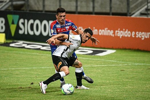 Fortaleza e Corinthians jogam mal e não saem do 0 no placar