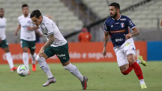 Fortaleza vence Palmeiras com facilidade em seu aniversário de 102 anos