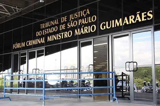 Ex-PM vai a júri nesta quarta por chacina na sede da Pavilhão 9