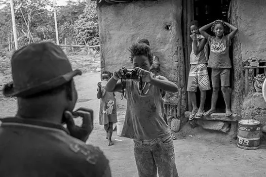 Universo da fotografia também se torna opção para a população periférica