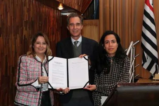 França firma compromisso com São Paulo para a redução do efeito estufa