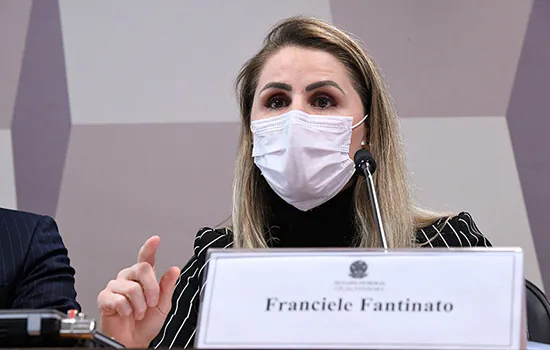 Francieli: PNI estava preparado para vacinar com Pfizer