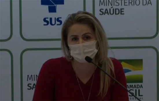 Francieli Fantinato pede para deixar comando do Programa Nacional de Imunizações