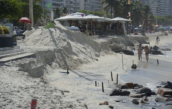 Frente fria traz chuva e ondas de até 3 metros no fim de semana do Rio