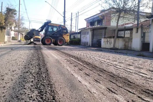 Rua José Mortari está interditada parcialmente para obras de recapeamento