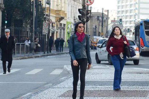 Frente fria chega a SP no fim de semana e derruba as temperaturas